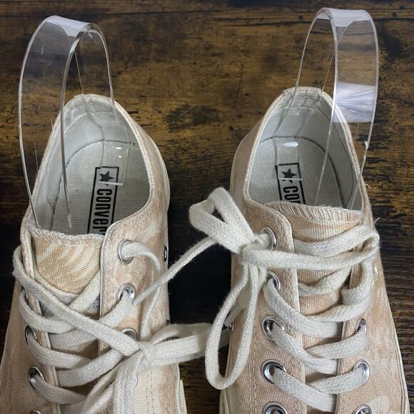 Converse Chuck Taylor 70 Sneakers Womens Sz 7 Peach Embroidered Spring Forward - Picture 5 of 10